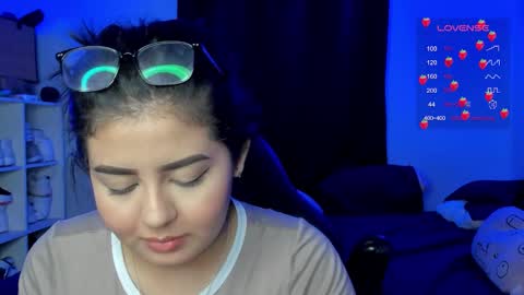 Snapshot of agatha_riccie chatting on October 11, 5:23 am Cat online show from October 11, 5:23 am