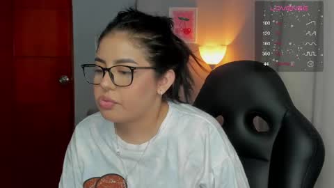 Cat online show from April 14, 4:34 am