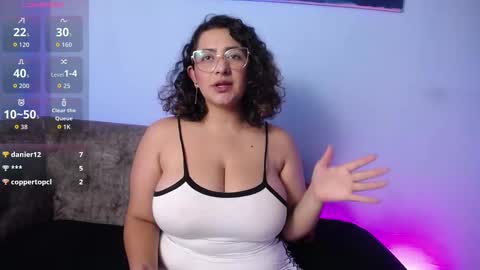 Snapshot of agathabel chatting on September 13, 8:17 pm agatha bel online show from September 13, 8:17 pm
