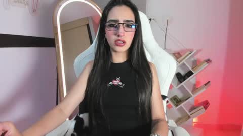 agathablair4 online show from July 18, 10:07 am