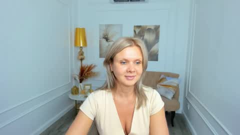 Agatha online show from April 25, 1:41 pm