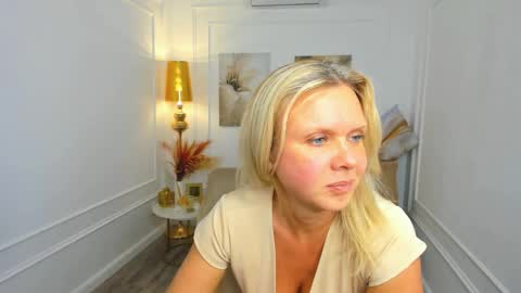 Agatha online show from April 19, 6:10 pm