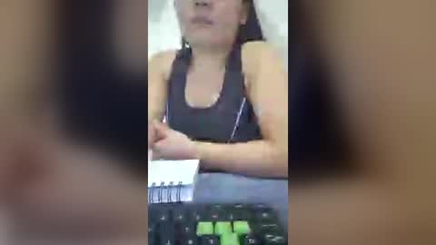 agathasantoss online show from July 11, 9:37 pm