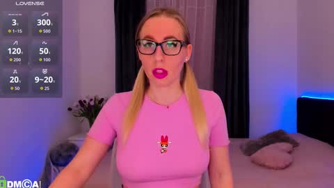 Polly online show from February 16, 3:45 pm