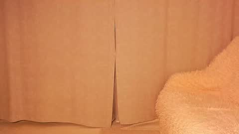 Snapshot of agent_pr0vocateur chatting on December 14, 10:45 am Sasha online show from December 14, 10:45 am