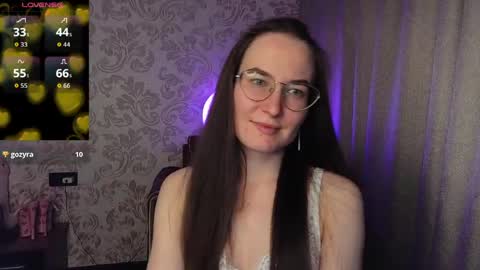 Agnes online show from March 25, 10:45 pm