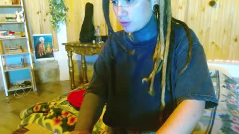 Agness online show from May 3, 12:03 am