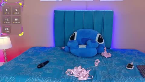 Ahvi Ebony online show from October 19, 11:56 am