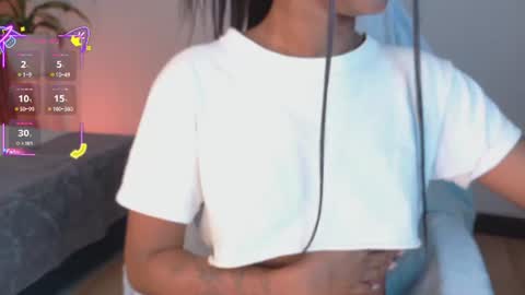 Ahvi Ebony online show from June 10, 2:27 pm
