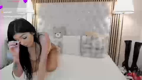 Sarah online show from March 13, 9:43 am