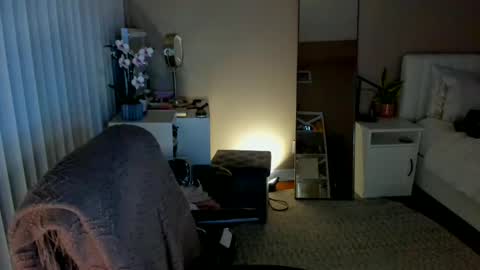 Giana online show from November 16, 1:18 am