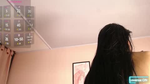 Snapshot of aiilynn_1 chatting on October 17, 12:36 am Ailyn online show from October 17, 12:36 am