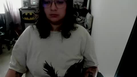 Catalina online show from April 23, 8:33 pm