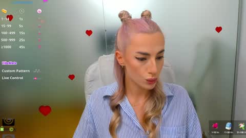 Allie  online show from September 18, 7:29 am