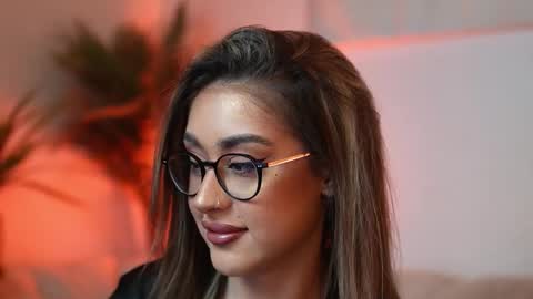  Aileen  online show from March 23, 9:10 pm