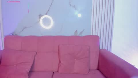 Snapshot of ailynblaze chatting on October 10, 7:02 am Ailyn online show from October 10, 7:02 am