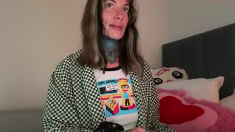 Airgead online show from April 22, 8:50 pm