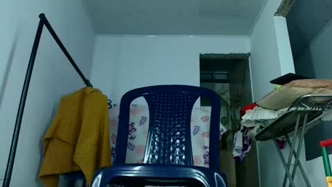 aisha koswell3 online show from February 22, 7:04 pm