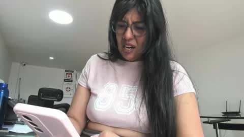 Katie   online show from December 3, 4:09 pm