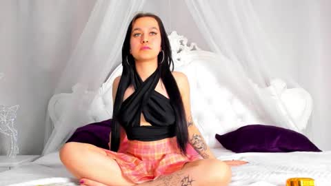 aishatempt online show from March 4, 8:43 am