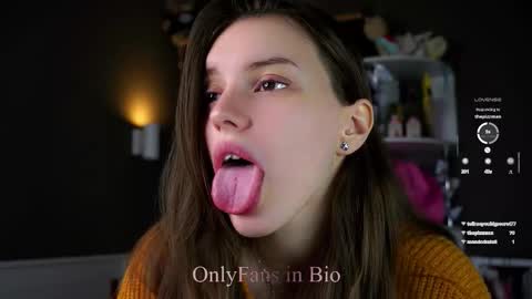 Aliza online show from December 21, 1:32 am