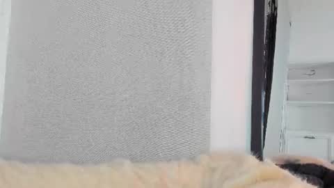 little aitana  online show from July 17, 5:01 am