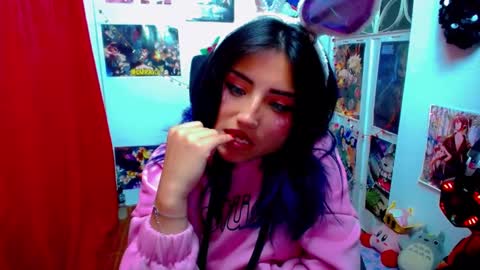 Snapshot of akai_krazna01 chatting on January 17, 4:15 pm Akai Kraz online show from January 17, 4:15 pm