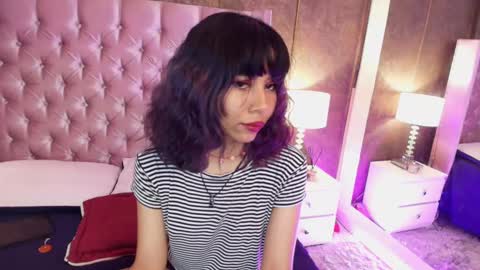 A K A N E  U W U online show from February 19, 12:55 pm