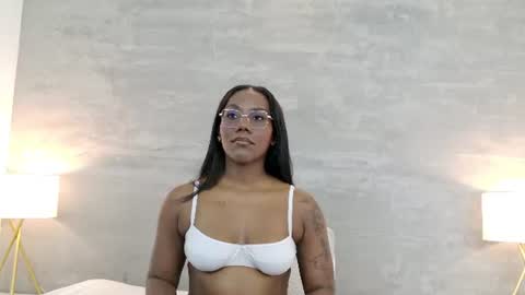 alaia_colins online show from August 4, 11:11 pm