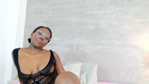 alaia_colins online show from July 10, 4:46 am