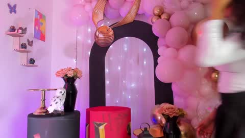 Snapshot of alaia_love77 chatting on February 1, 9:29 pm Alaia online show from February 1, 9:29 pm