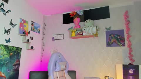 Snapshot of alaia_love77 chatting on September 12, 9:44 pm Alaia online show from September 12, 9:44 pm