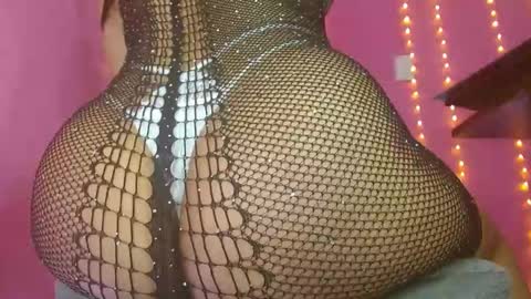  Alaiia  online show from January 3, 11:33 pm