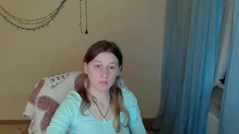 Anna online show from April 25, 1:41 pm