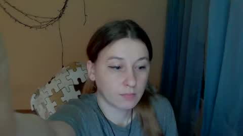 Anna online show from April 15, 4:29 pm