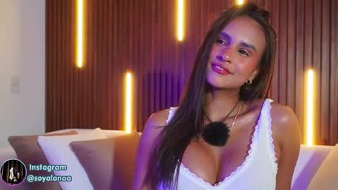 Alana online show from April 21, 3:35 am