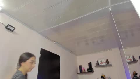 Maeve  online show from March 6, 11:14 am