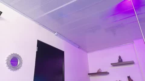 Maeve  online show from October 7, 11:25 am