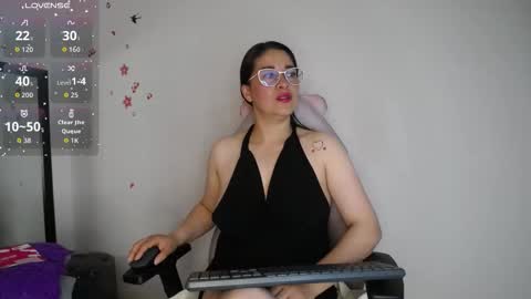 Snapshot of alana_steel_1 chatting on September 11, 8:20 pm Alana online show from September 11, 8:20 pm