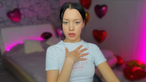 alanamell online show from February 11, 2:03 am