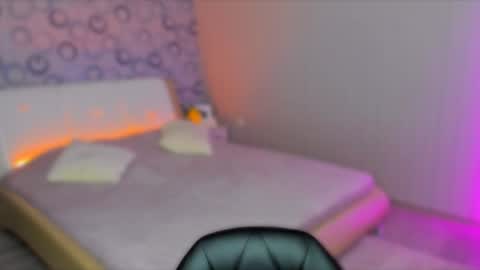 alanamell online show from January 20, 6:32 pm