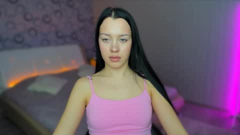 alanamell online show from January 22, 6:20 pm