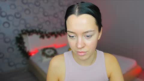 alanamell online show from December 15, 6:37 pm