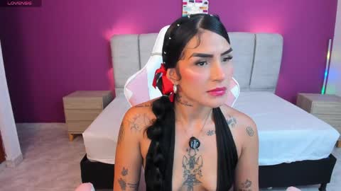 Alana online show from May 27, 7:33 pm