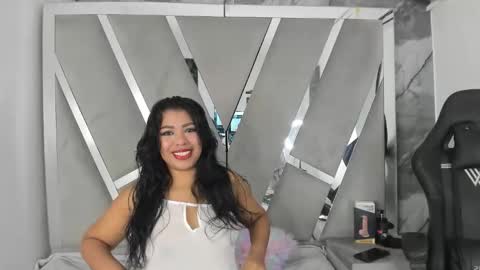 alannaht online show from April 21, 2:02 pm