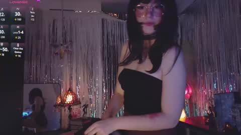 Alaska Grace       online show from March 13, 4:25 am