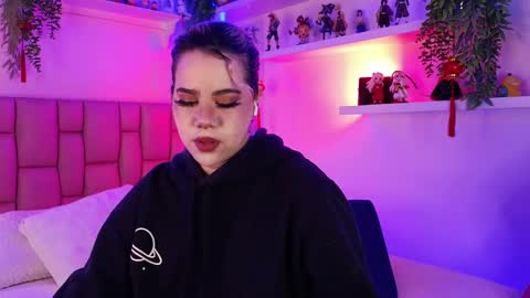 albaandthayron online show from April 23, 12:29 pm