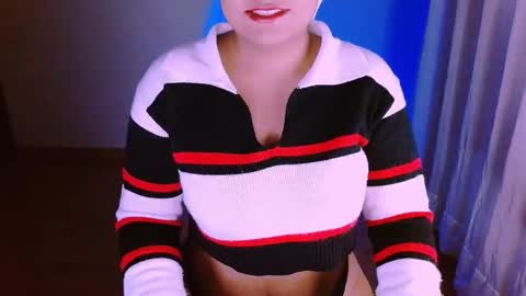 Snapshot of alejandra_conde chatting on February 26, 12:20 am Alejandra online show from February 26, 12:20 am