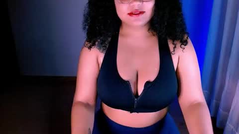 Snapshot of alejandra_conde chatting on February 2, 11:21 pm Alejandra online show from February 2, 11:21 pm