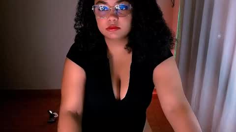 Snapshot of alejandra_conde chatting on January 14, 12:11 am Alejandra online show from January 14, 12:11 am
